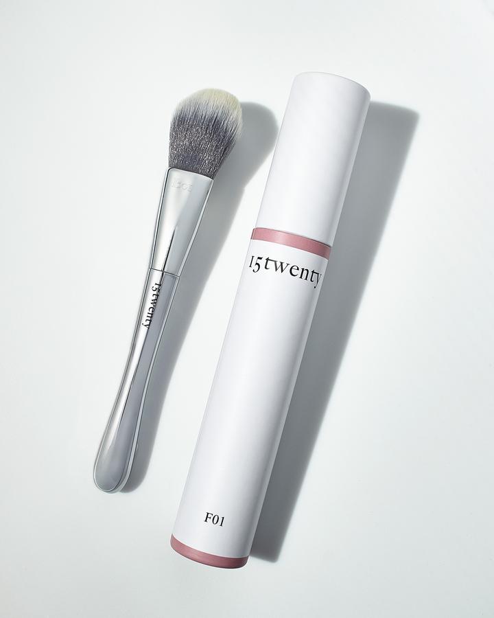15twenty | Blush Brush - B01