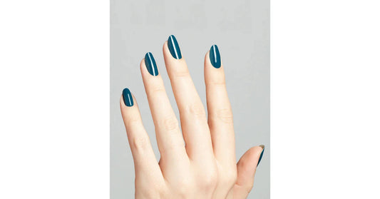 OPI Lacquer - Drama At La Scala