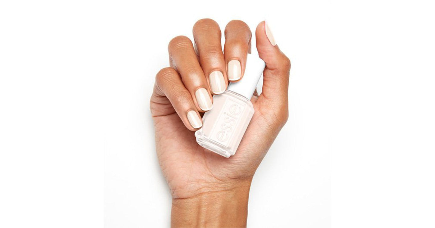 essie color - tuck it in my tux (13.5ml)