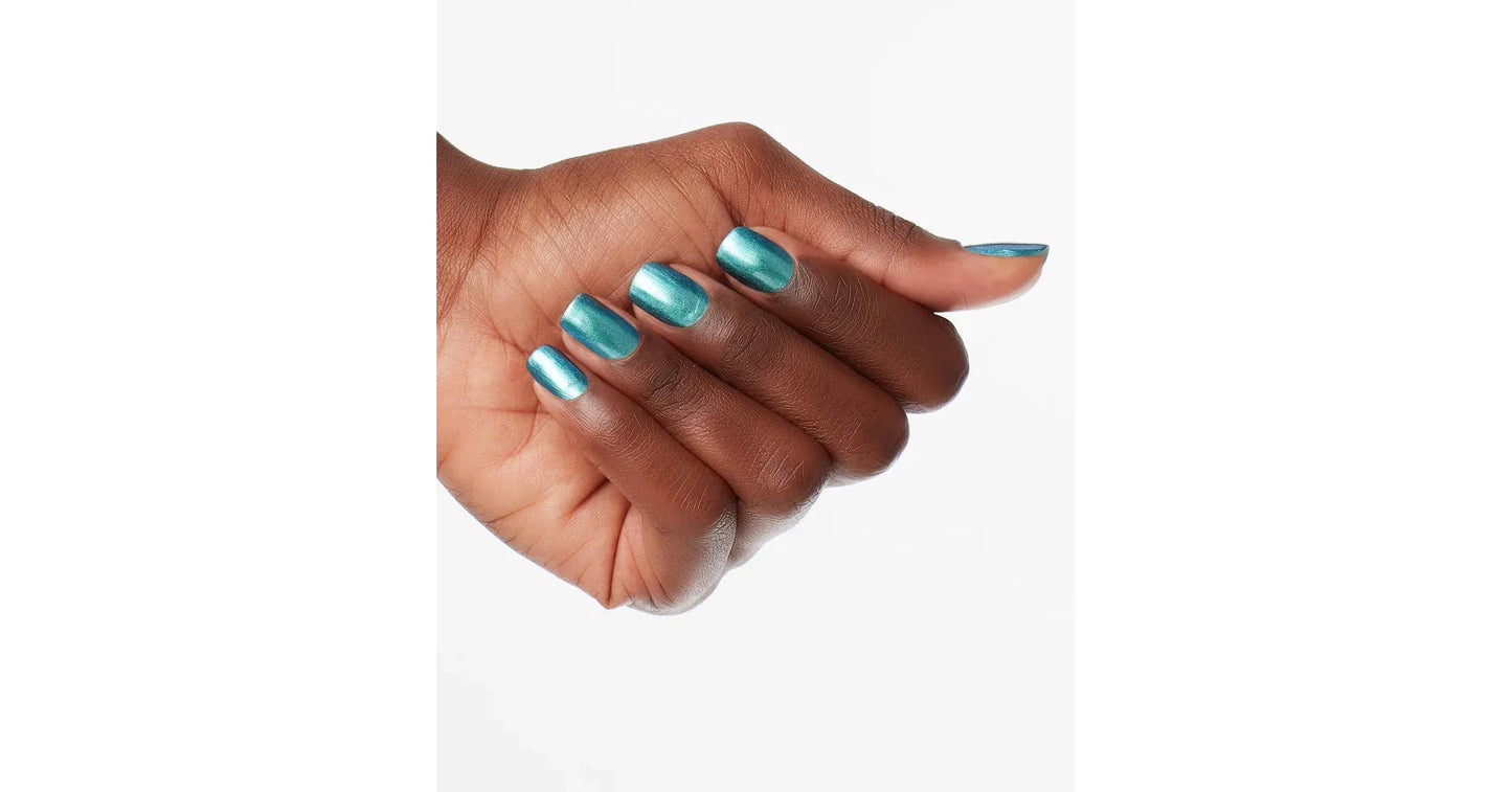OPI Lacquer - This Colour is Making Waves