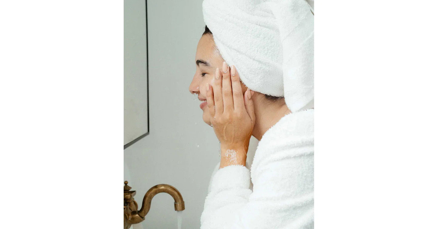 Fitglow Beauty | Vitamin Detox Cleanser (120ml)