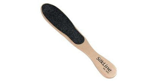 Silkilne foot file with oak handle